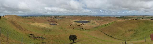 (14) Red rock lookout Panorama.jpg